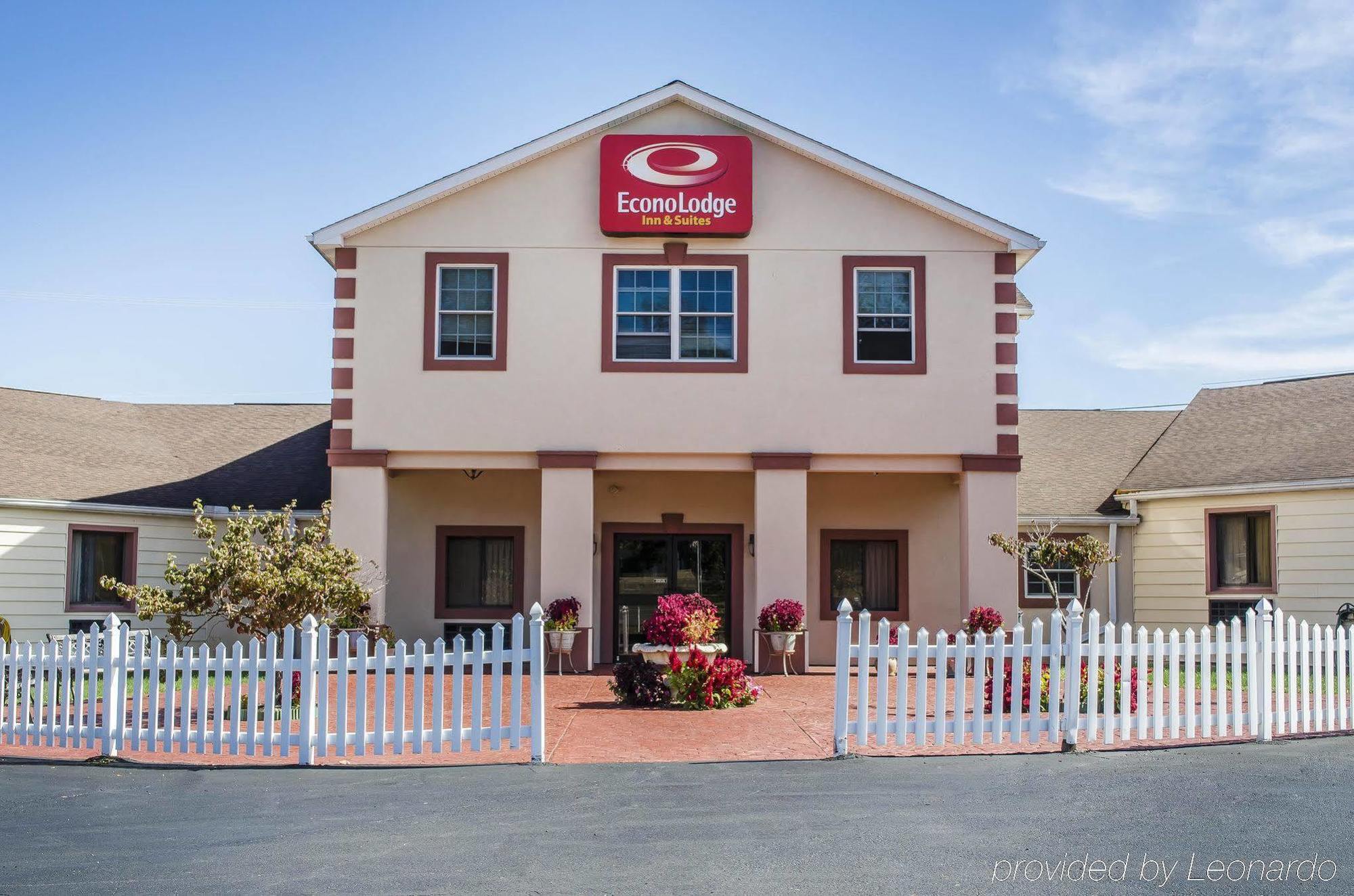 Econo Lodge Inn & Suites Denver Esterno foto