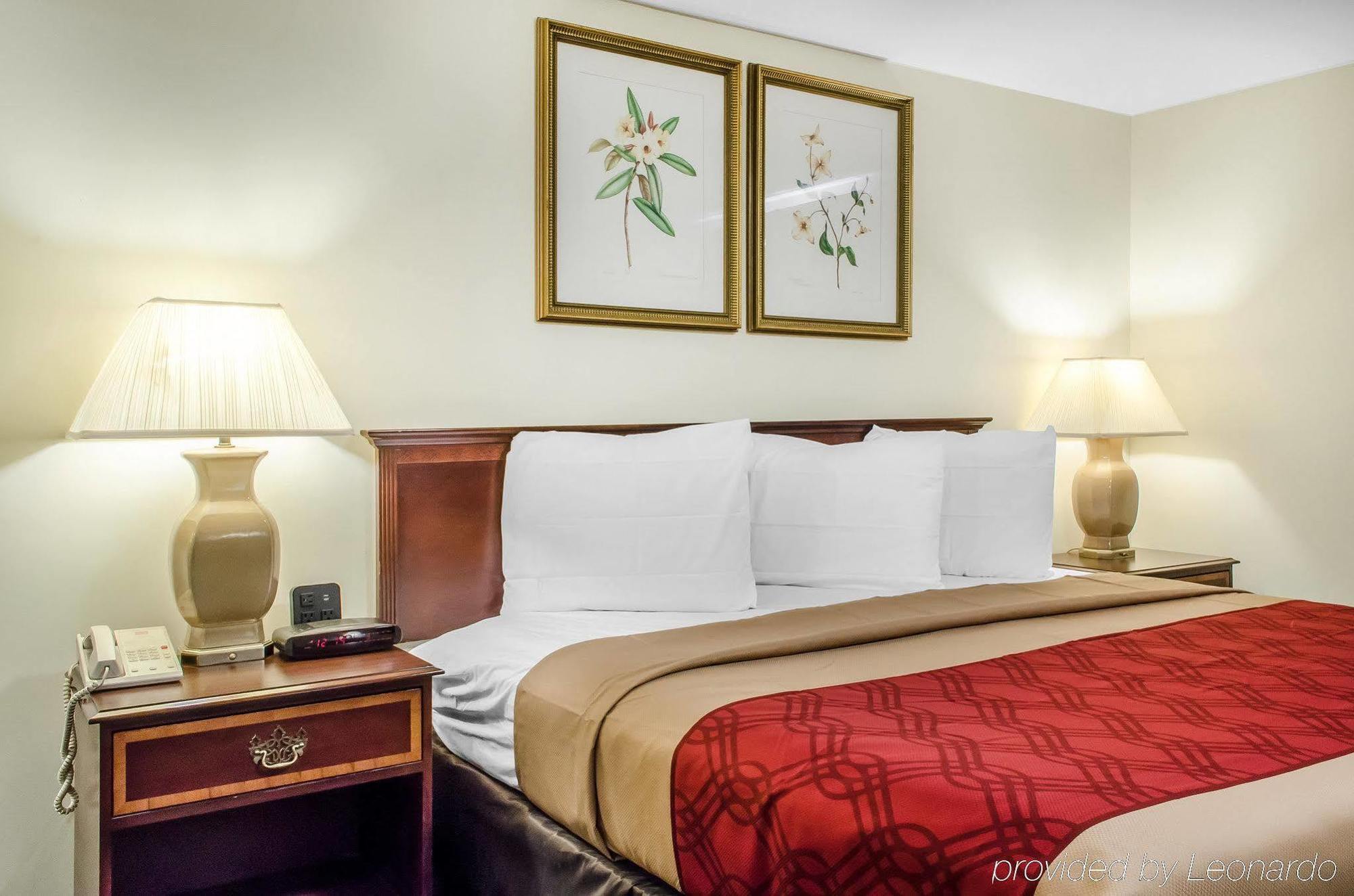 Econo Lodge Inn & Suites Denver Esterno foto