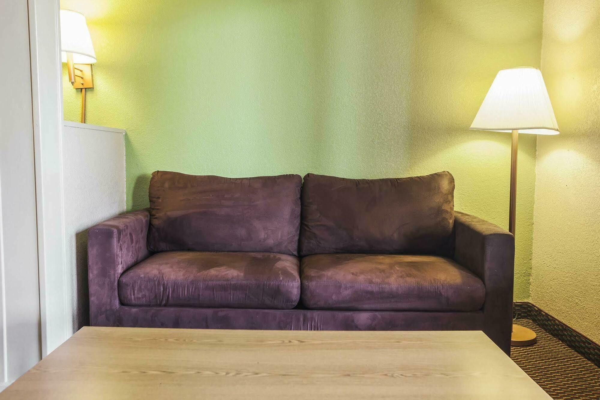 Econo Lodge Inn & Suites Denver Esterno foto